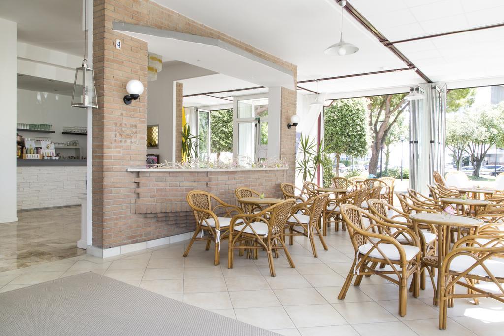 לידו די ג'סולו Hotel El Paso מראה חיצוני תמונה